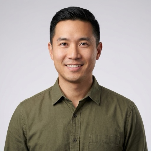 Kevin Park - Tiny Home Specialist at Tiny Homes Shop